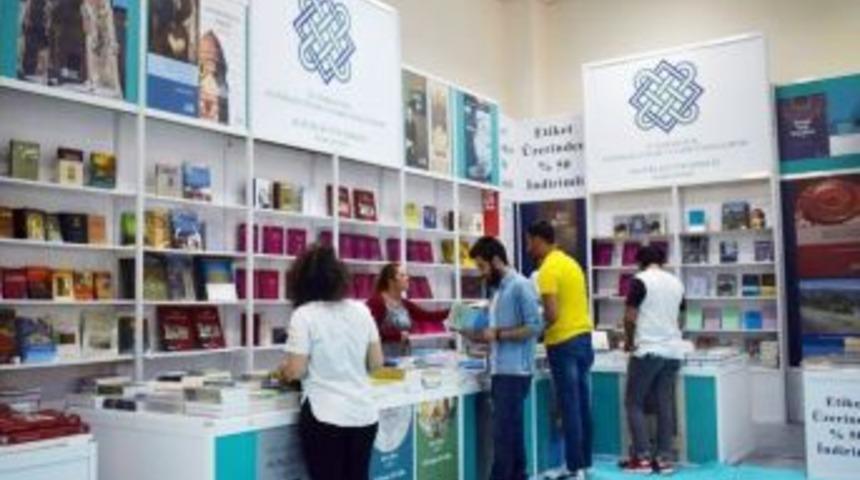 Atat&uuml;rk K&uuml;lt&uuml;r Merkezi Başkanlığı Yayınları 1. Konya Kitap Fuarı&rsquo;nda