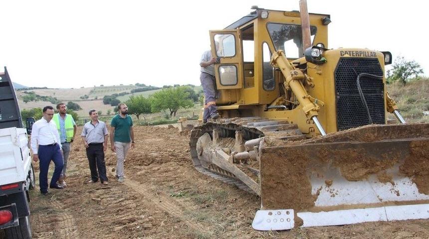 Kula’da Doğalgaz Hattı İçin İlk Kazma Vuruldu