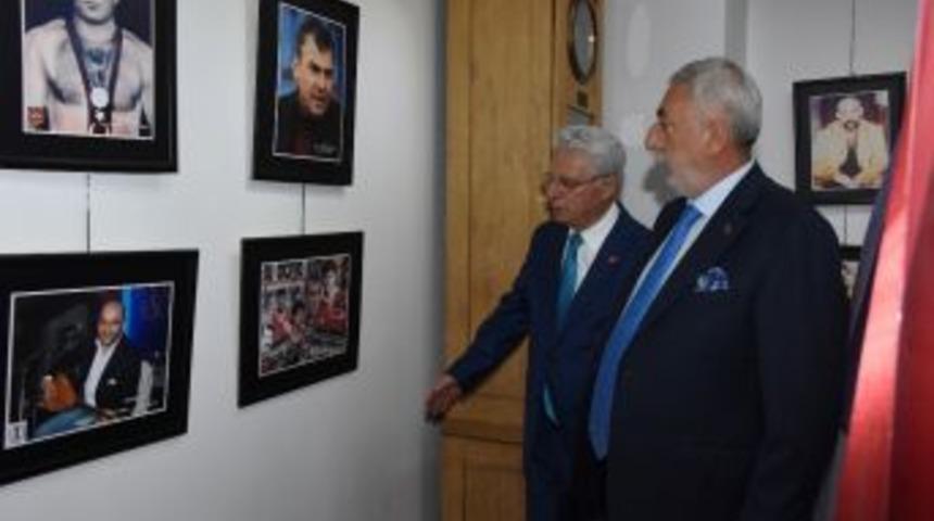 Trafik Kazalarında Kaybettiğimiz Değerler" Fotoğraf Sergisi A&ccedil;ıldı