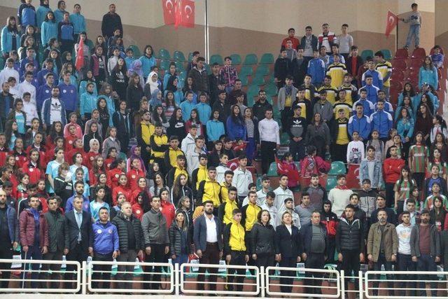 Diyarbakır&rsquo;da Dereceye Giren Bin 172 Sporcuya &Ouml;d&uuml;lleri Verildi 1