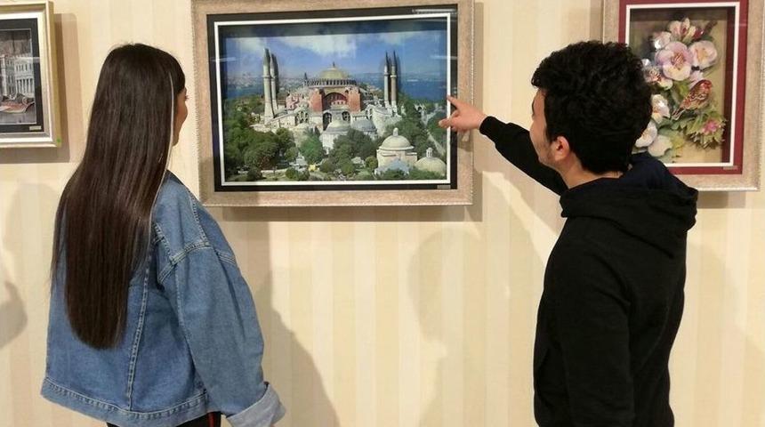 Esenler&rsquo;de Ev Hanımlarından R&ouml;lyef Sergisi