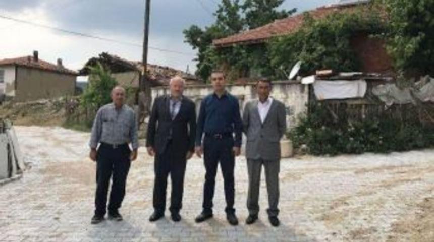 Kaymakam &Ccedil;i&ccedil;ek: K&ouml;yl&uuml;m&uuml;z&uuml;n Derdi &Ouml;nceliğimizdir