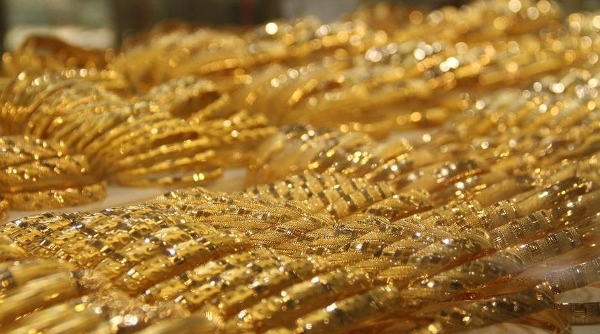 D&ouml;vizde D&uuml;ş&uuml;ş, Altında Artış Bekleniyor