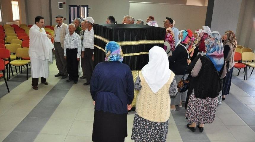 Hacı Adaylarına Uygulamalı Eğitim