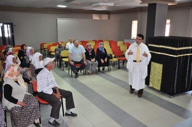 Hacı Adaylarına Uygulamalı Eğitim