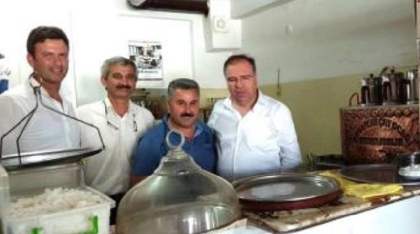 Didim Kaymakamı T&uuml;rk&ouml;z, Kıraathaneleri Ziyaret Etti