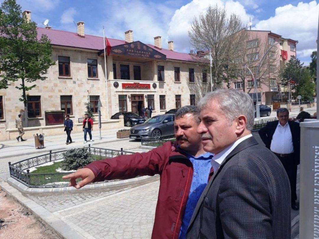 Cumhuriyet Caddesi Tamamlanıyor