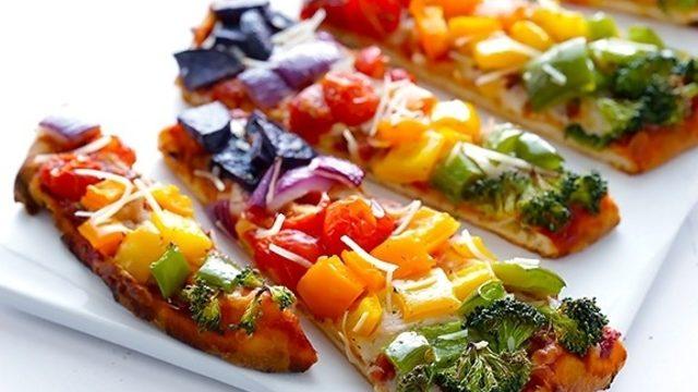 Sebzeli Gökkuşağı Pizzası Tarifi