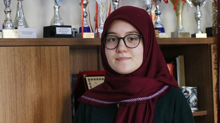 (&ouml;zel) Lgs Birincisi İmam Hatipli Azra &Ouml;n Yargıları Yıktı