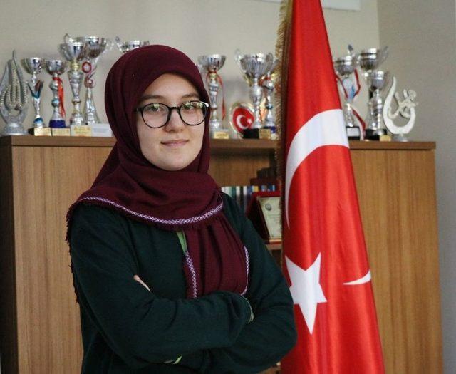 (özel) Lgs Birincisi İmam Hatipli Azra Ön Yargıları Yıktı