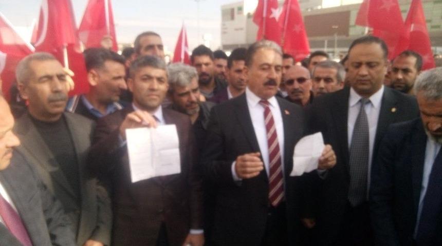 Minib&uuml;s&ccedil;&uuml;ler Ve Servis&ccedil;ilerden Zeytin Dalı Harekatı&rsquo;na Destek