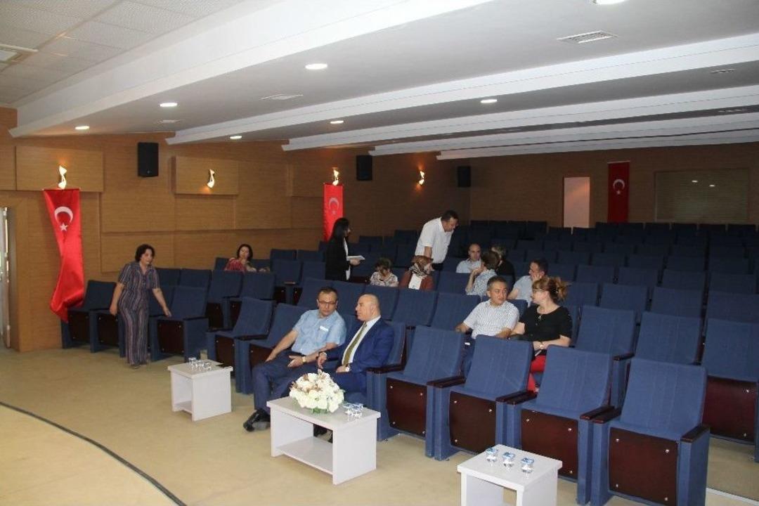 Ab Toplantısına Ge&ccedil; Gelen Memurlara Vali Yardımcısından Tepki