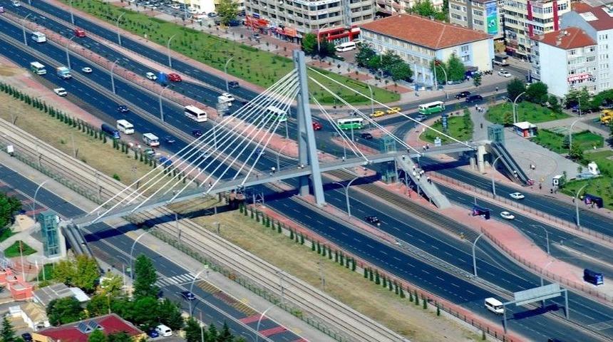 D-100&rsquo;deki K&ouml;pr&uuml;lere İlave Merdiven Ve Asans&ouml;r