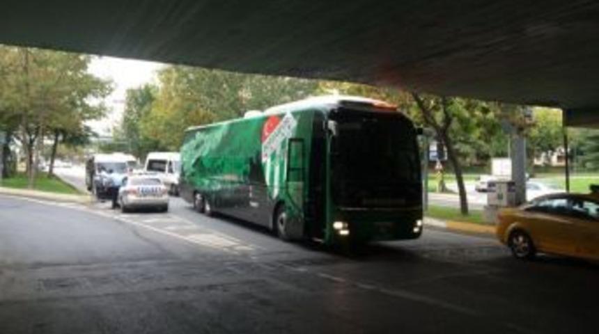 Bursaspor&rsquo;un Otob&uuml;s&uuml;ne Haciz Geldi
