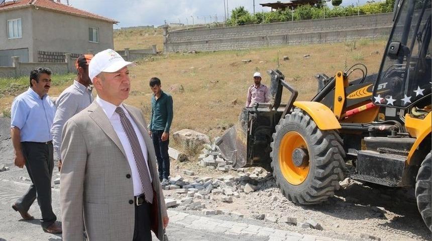 Kocasinan&rsquo;ın Kırsal Mahallelerinde Yol &Ccedil;alışmaları S&uuml;r&uuml;yor