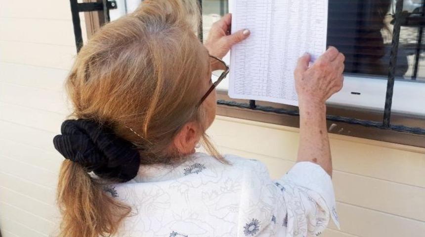 Se&ccedil;men Listeleri Muhtarlara Teslim Edildi