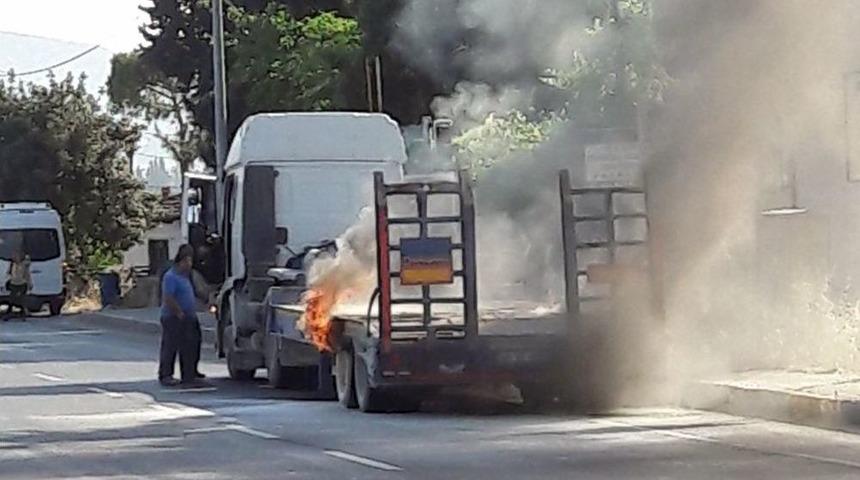 Seyir Halindeyken Alev Aldı