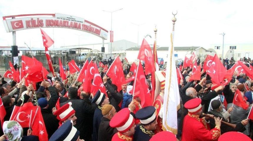 800 Muhtar Mehmetçiğe Destek İçin Sınırda