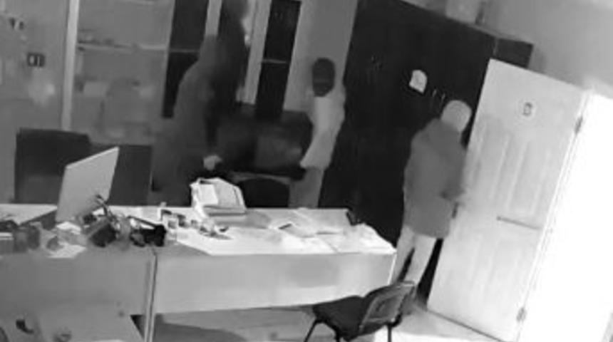 Turgutlu&rsquo;da İş Yeri Hırsızları Yakayı Ele Verdi