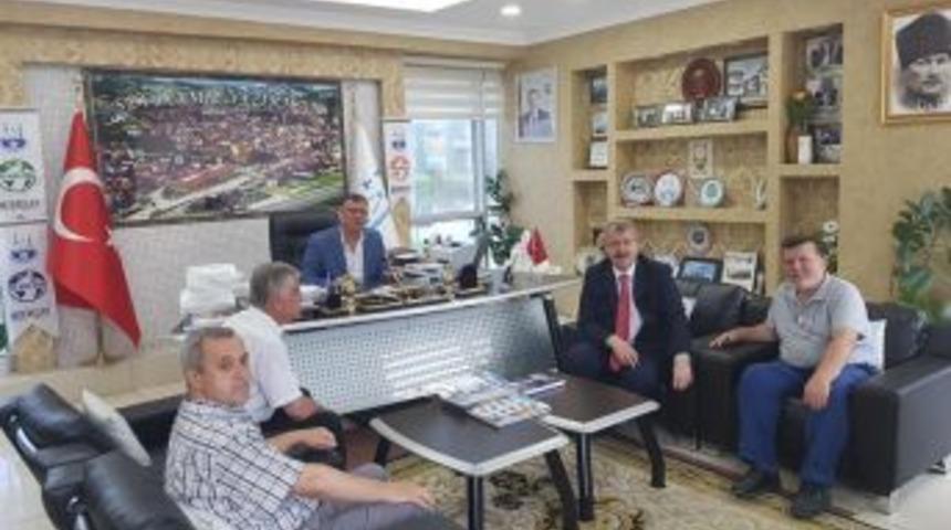 Başkan Duymuş, Eski Vekil Eldemir&rsquo;le Bir Araya Geldi