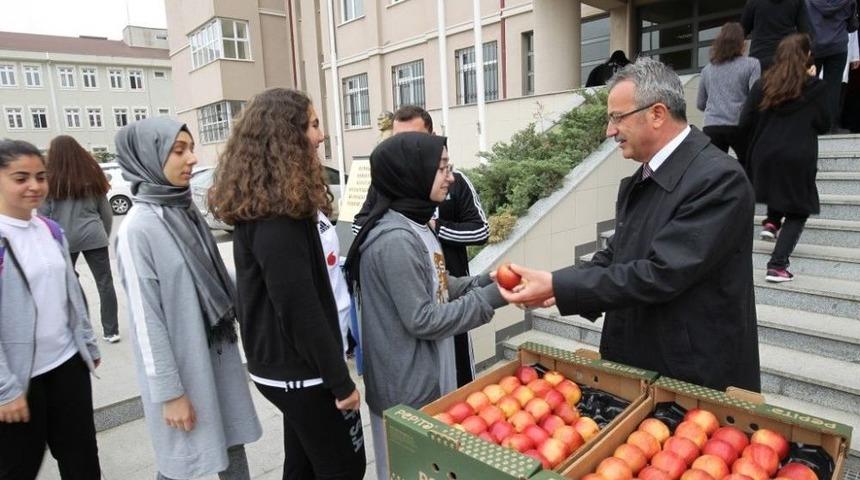 Başkan K&ouml;şker: &ldquo;spor Yapan Gen&ccedil;, Sağlıklı Ve Başarılı Olur&rdquo;