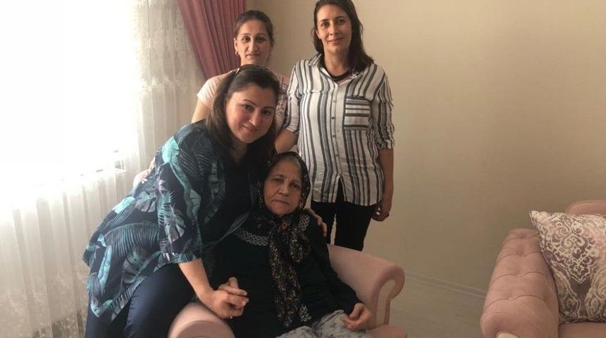 &Uuml;nl&uuml;, Silgan Ve &Ouml;zayyıldız Ailelerini Ziyaret Etti