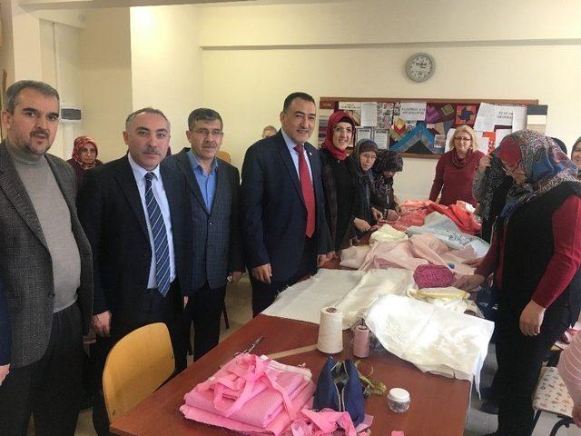 Milletvekili Nazlı, Halk Eğitimi Merkezi&rsquo;ni Ziyaret Etti 1