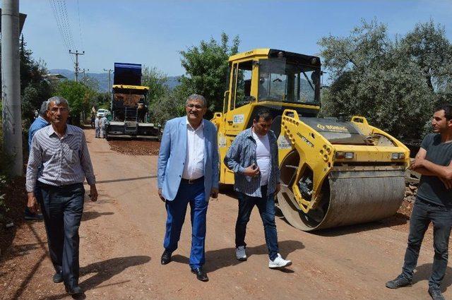 Döşemealtı’na 4 Yılda 107 Kilometre Asfalt