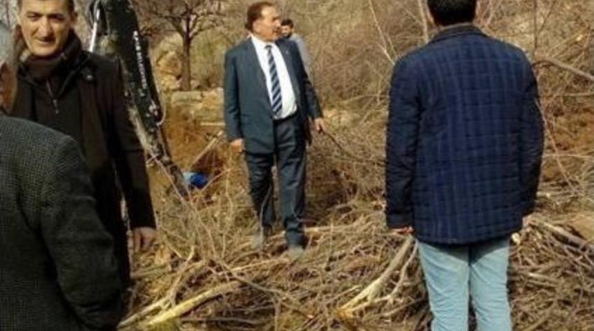 Kale&rsquo;deki Yol &Ccedil;alışmaları Devam Ediyor