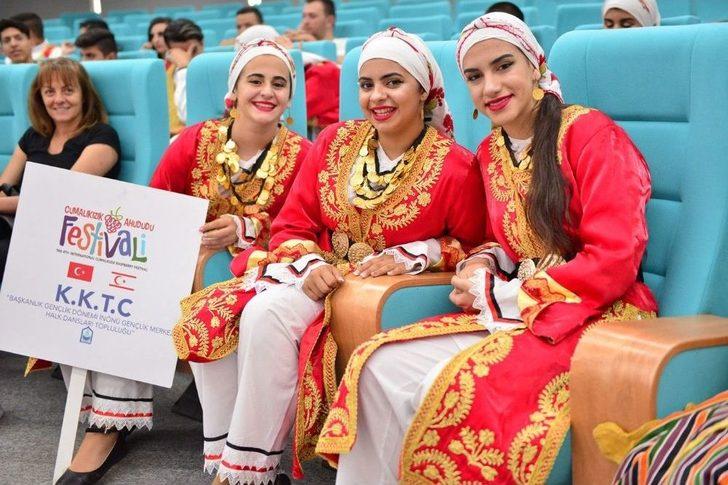 Bursa’da Renkli “ahududu Şenliği” G1