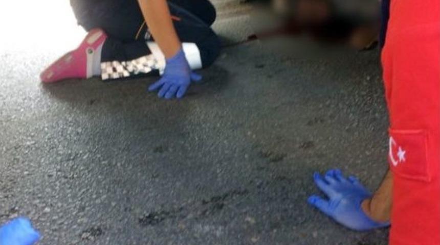 K&ouml;r Noktada Kalan Bisikletli, Kamyonun Altında Kalarak &Ouml;ld&uuml;