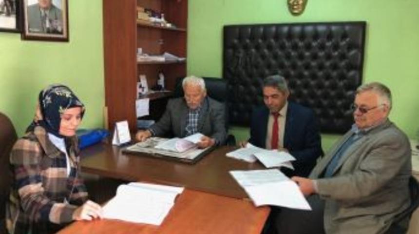 Se&ccedil;men Listeleri Askıya &Ccedil;ıktı