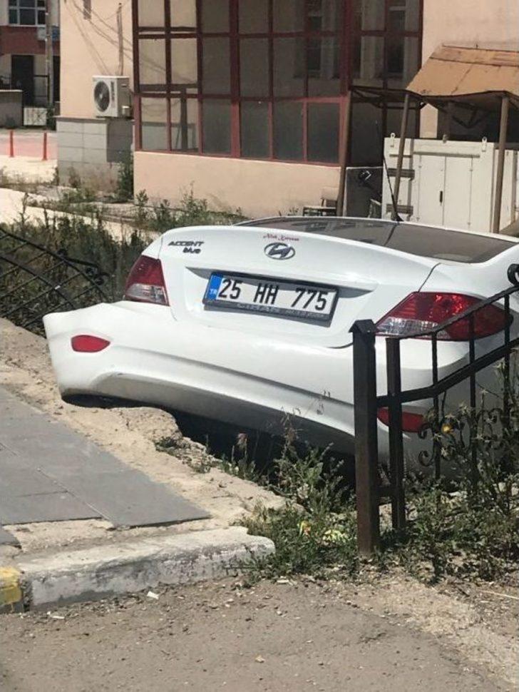 Otomobil Bahçe Duvarından Uçtu G5