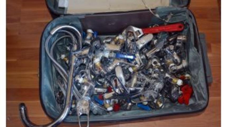 İnşaat Malzemesi Hırsızı Yakalandı