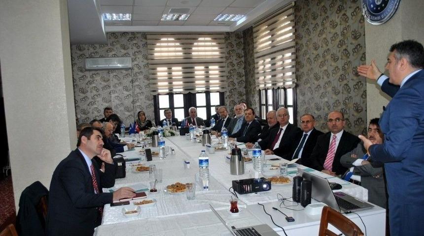 M&uuml;ft&uuml;lere İletişim Semineri