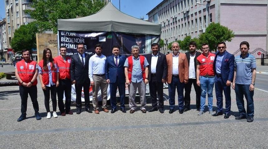 Altıeyl&uuml;l&rsquo;den &rsquo;bir Omuz Da Sen Ver&rsquo; Kampanyası