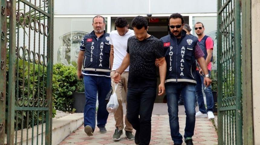 Sahte Dolarla Alışveriş Yapan İranlılar Ka&ccedil;amadı