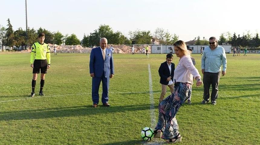 T&uuml;fad&rsquo;ın Veteranlar Futbol Turnuvası Başladı