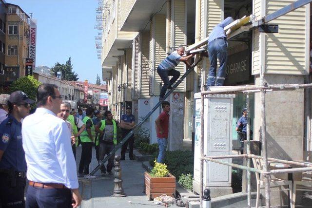 Vakıf İş Hanının Tahliyesine Tepki