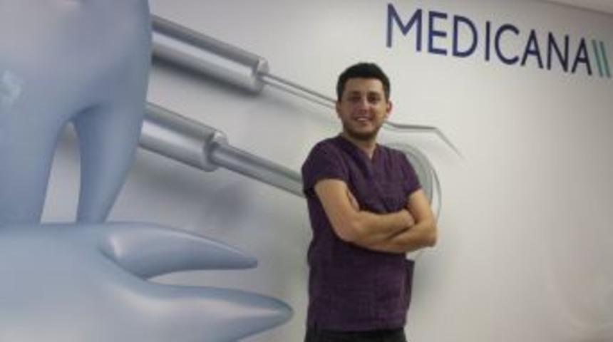 "diş Eti Hastalıkları Kendiliğinden İyileşmez"