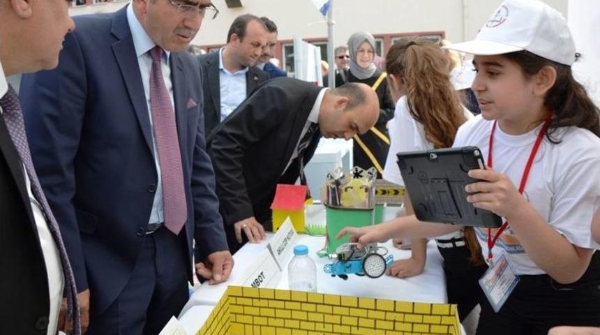 Biga&rsquo;da Robotik Kodlama Şenliği