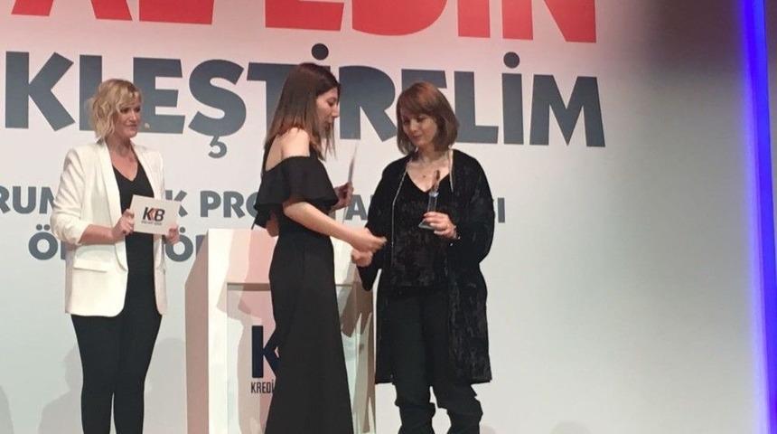 D&uuml;zce &Uuml;niversitesi&rsquo;ne Bir &Ouml;d&uuml;l Daha