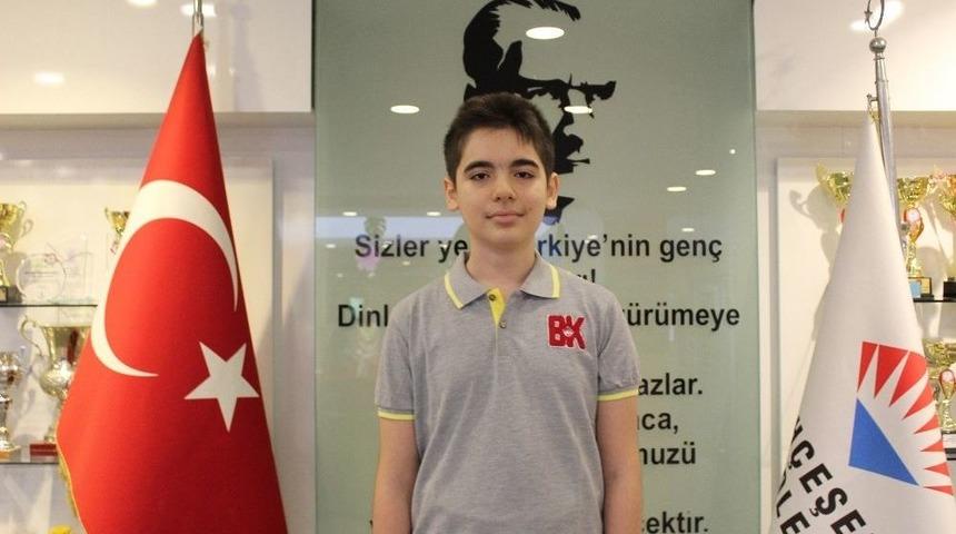 Lgs&rsquo;de Bah&ccedil;eşehir Koleji&rsquo;nden 3 T&uuml;rkiye Birincisi