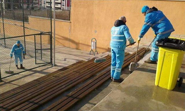 S&uuml;leymanpaşa Belediyesi Okulları Temizledi 1