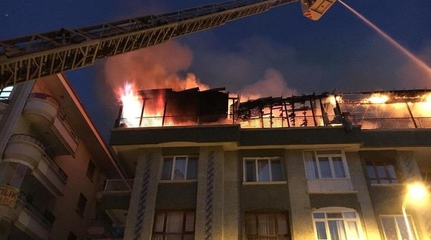 Başkent&rsquo;te Korkutan Yangın