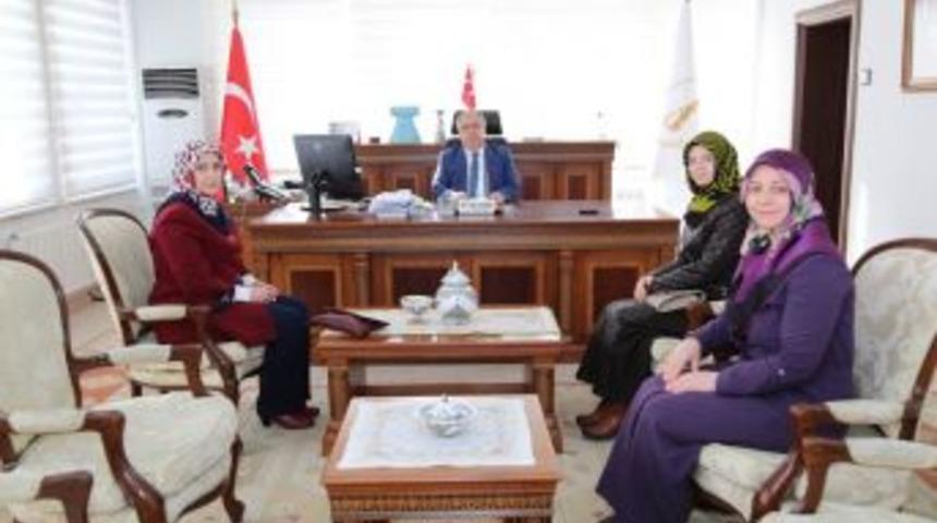 Saliha İmam Hatipliler Derneği&rsquo;nden K&uuml;tahyalı Kadınlara Girişimcilik Eğitimi