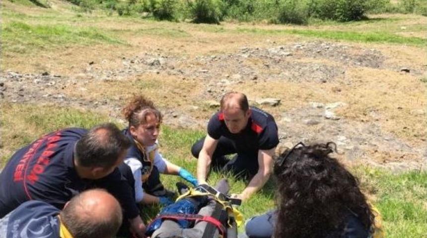 U&ccedil;uruma Yuvarlanan Şahıs İ&ccedil;in Seferber Oldular