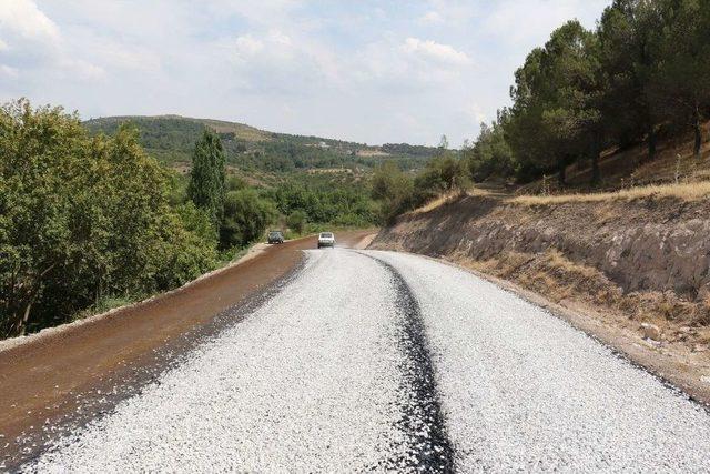 Manisa’da Asfalt Çalışmaları Hız Kazandı