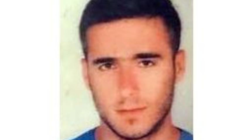 Yolda Y&uuml;r&uuml;rken Otomobilden A&ccedil;ılan Ateşle Hayatını Kaybetti