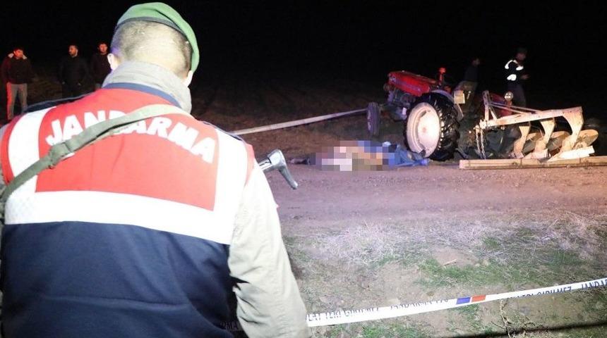 Trakt&ouml;r&uuml;n Altında Kalarak Can Verdi